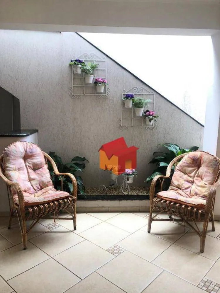Casa, 3 quartos, 237 m² - Foto 13