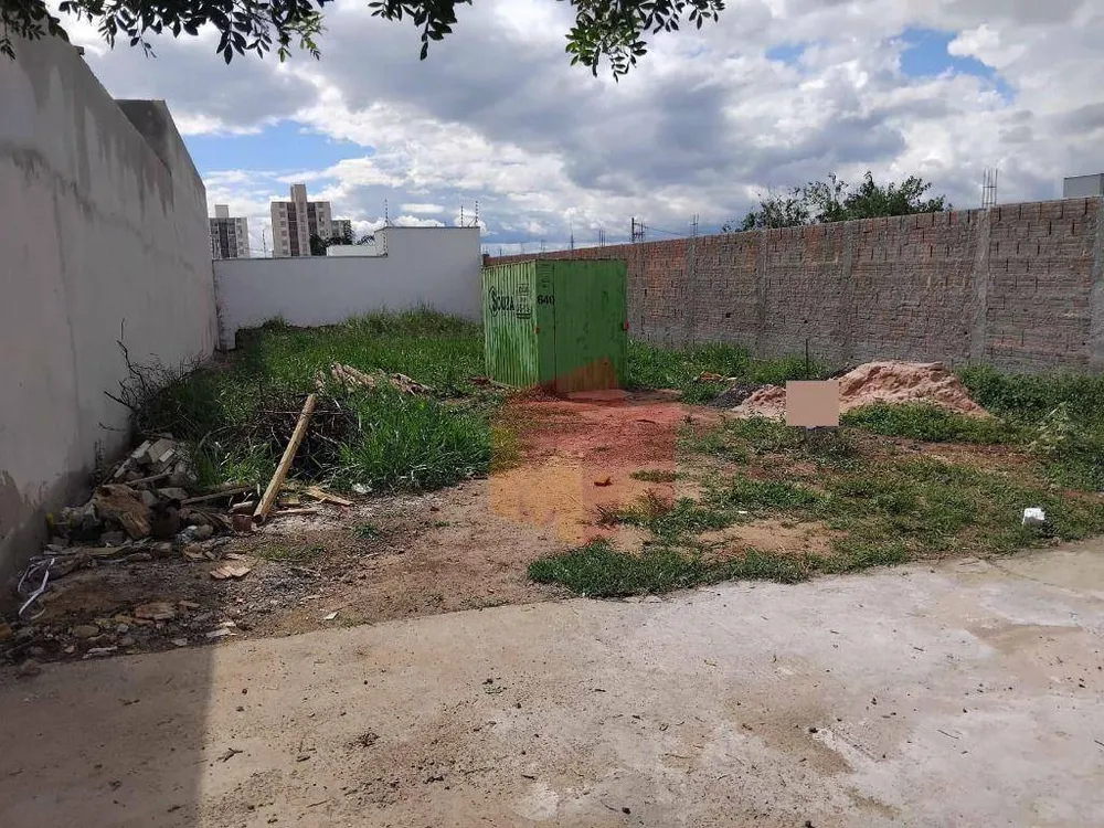 Terreno, 300 m² - Foto 1
