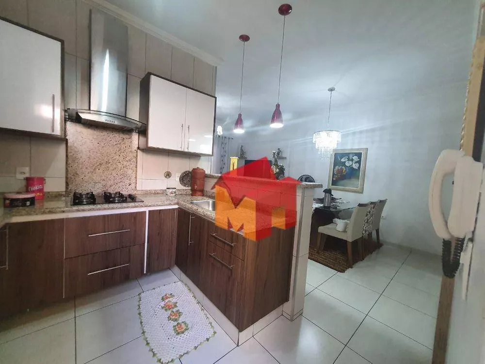 Casa à venda com 3 quartos, 137m² - Foto 3