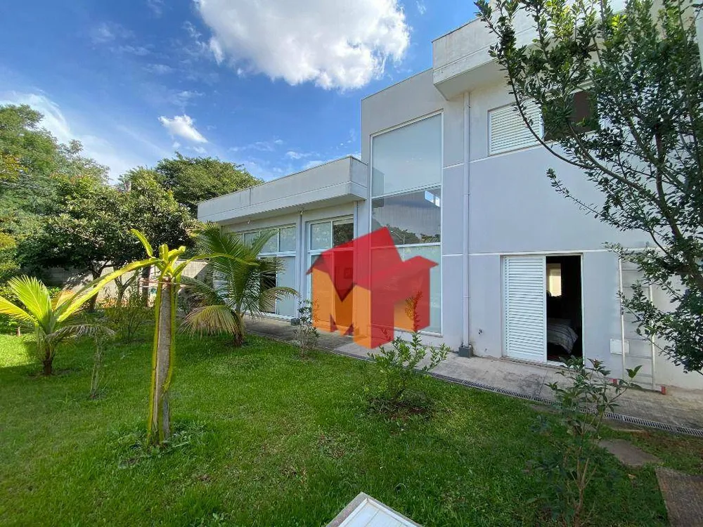 Casa, 5 quartos, 325 m² - Foto 1