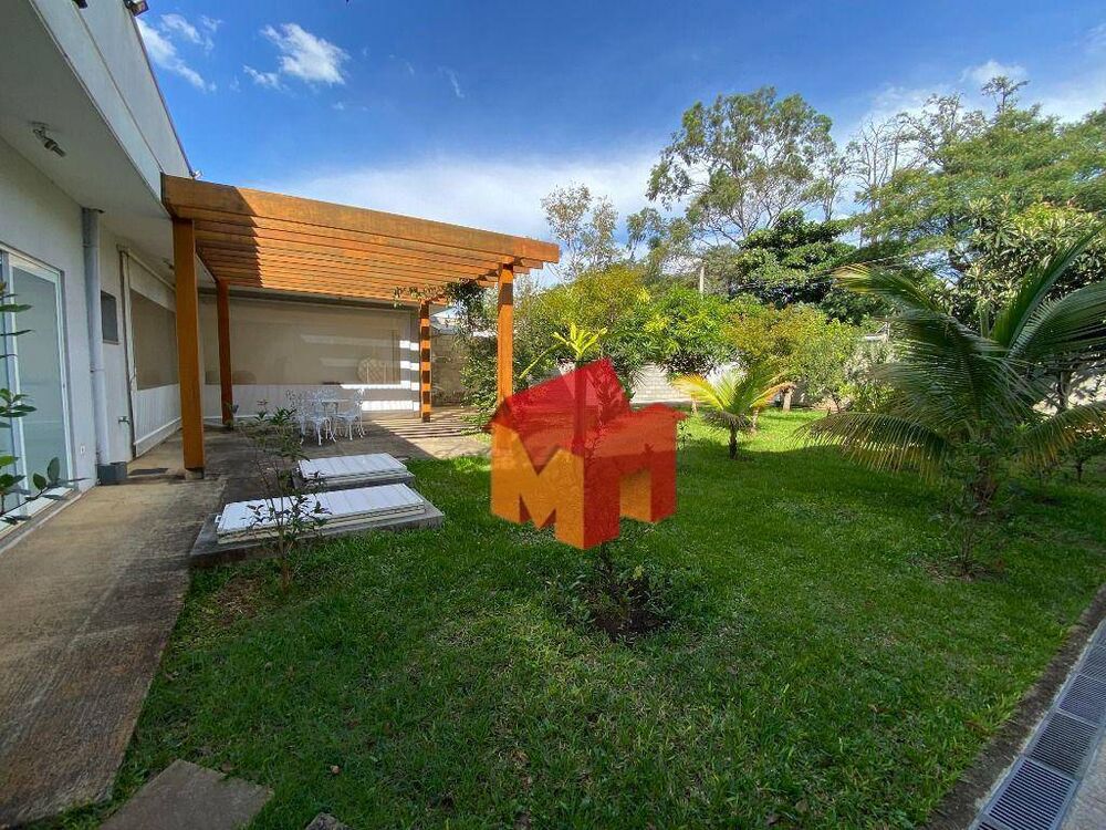 Casa, 5 quartos, 325 m² - Foto 1