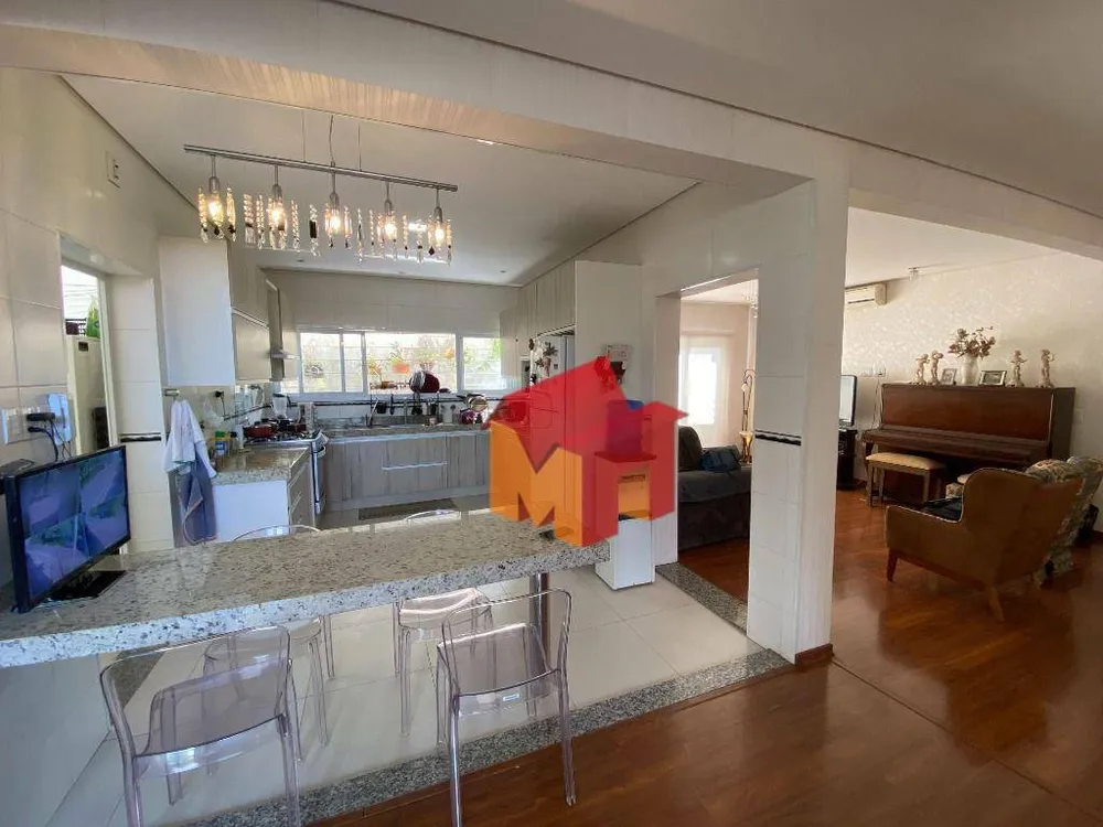 Casa, 5 quartos, 325 m² - Foto 9
