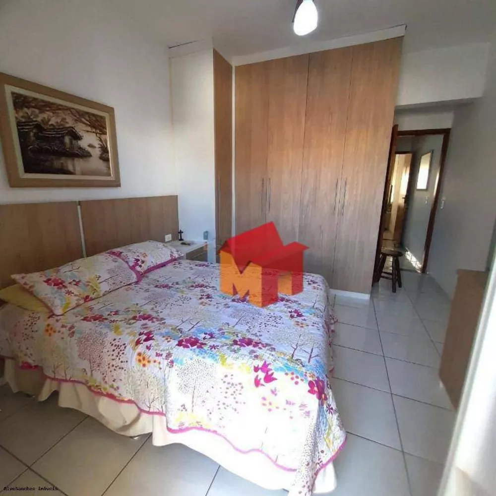 Sobrado à venda com 2 quartos, 114m² - Foto 1