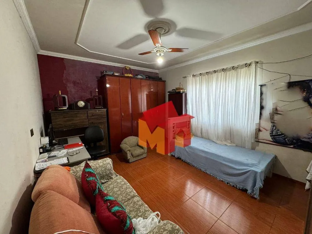 Casa, 3 quartos, 250 m² - Foto 2
