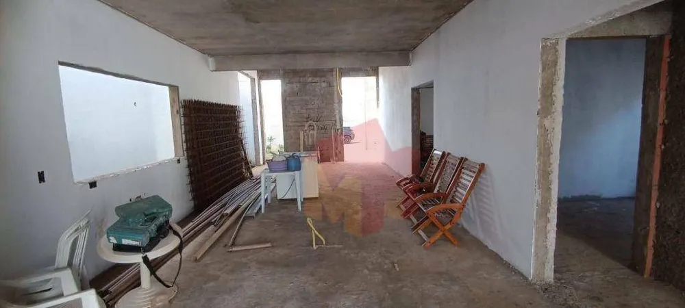 Casa, 3 quartos, 200 m² - Foto 1