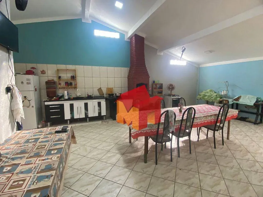Casa, 3 quartos, 240 m² - Foto 11