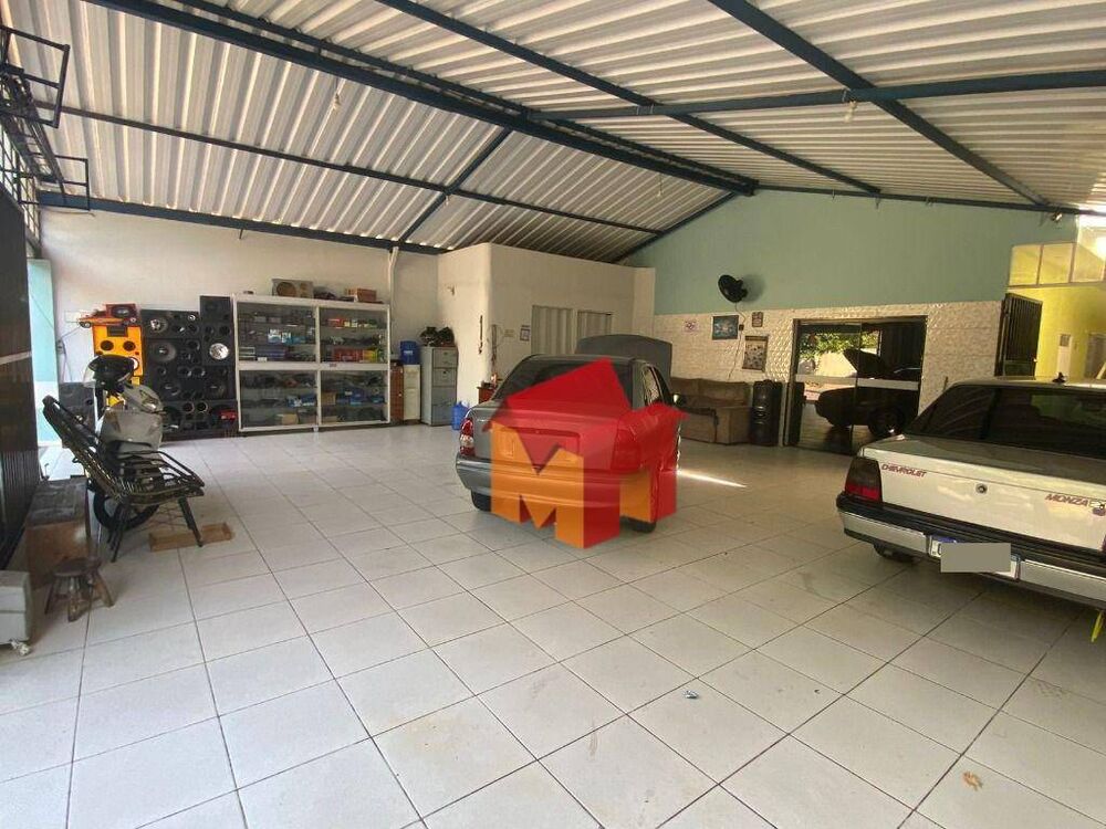 Casa, 3 quartos, 240 m² - Foto 2
