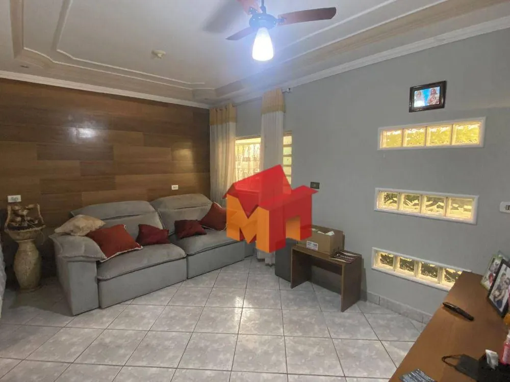 Casa, 3 quartos, 240 m² - Foto 4