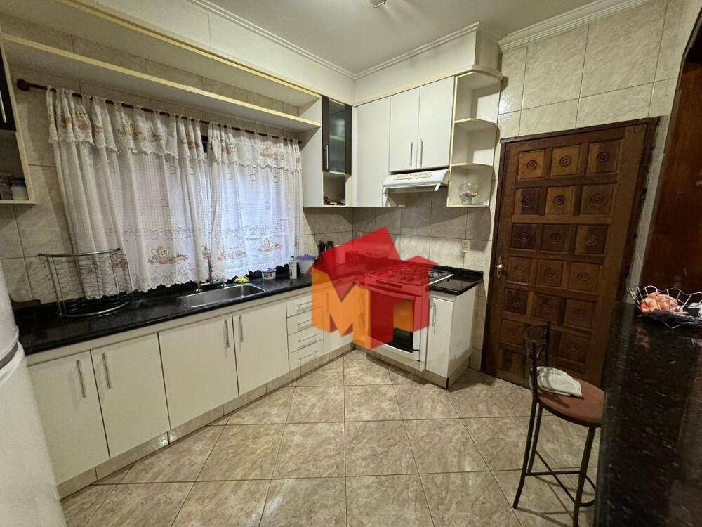 Casa, 3 quartos, 200 m² - Foto 5
