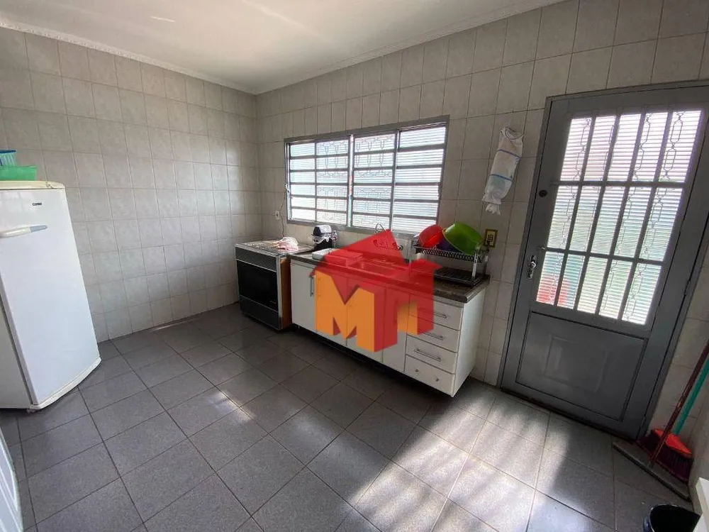 Casa, 4 quartos, 210 m² - Foto 9
