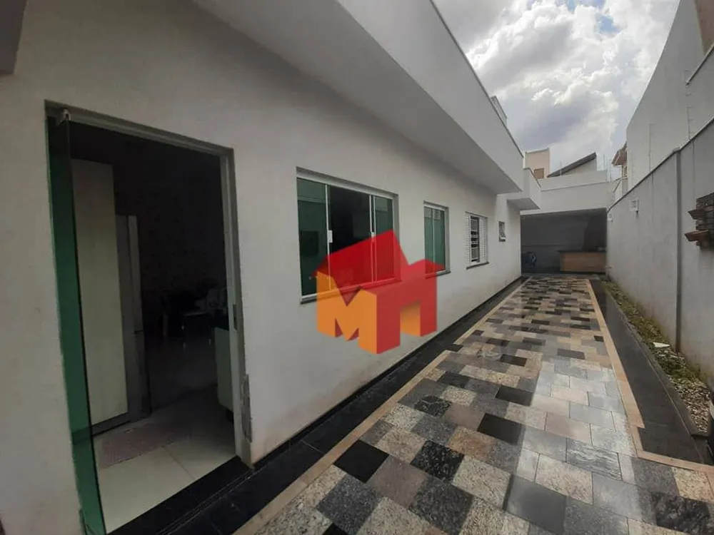 Casa, 4 quartos, 270 m² - Foto 14