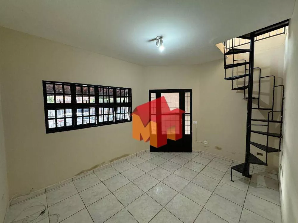 Casa à venda com 3 quartos, 110m² - Foto 4