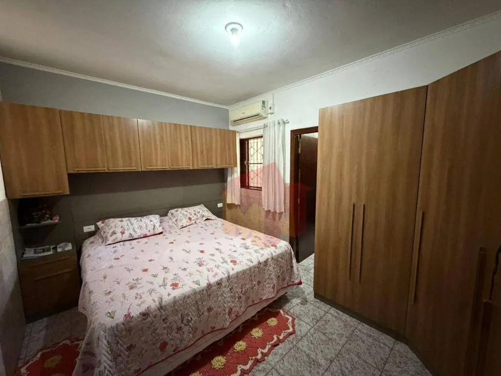 Casa, 3 quartos, 225 m² - Foto 4