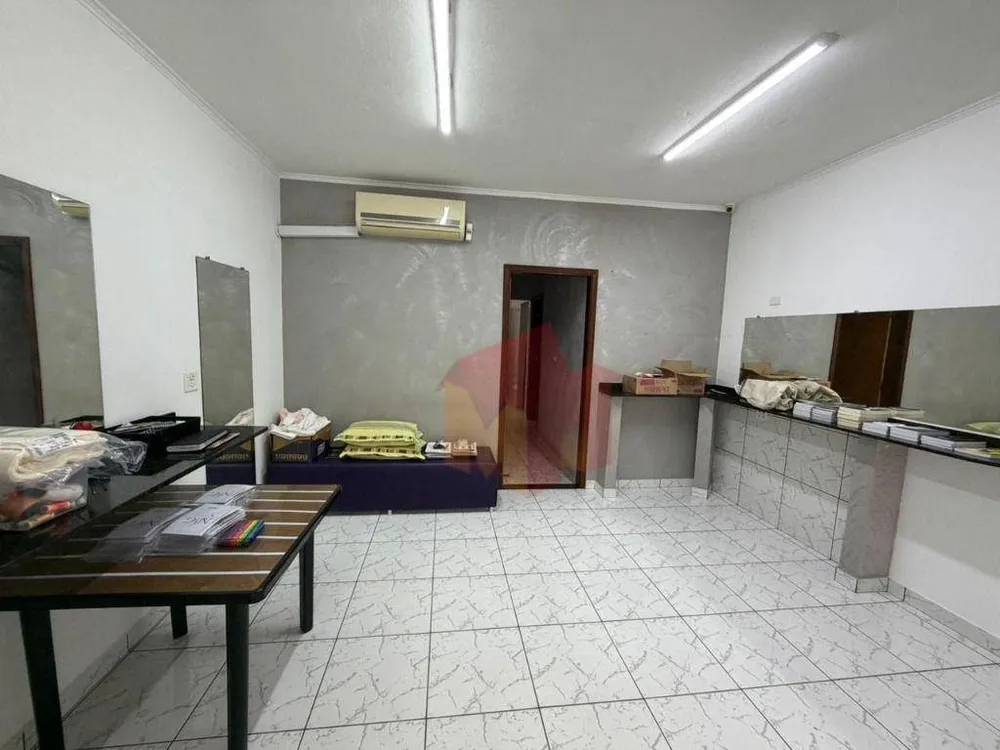 Casa, 3 quartos, 225 m² - Foto 9