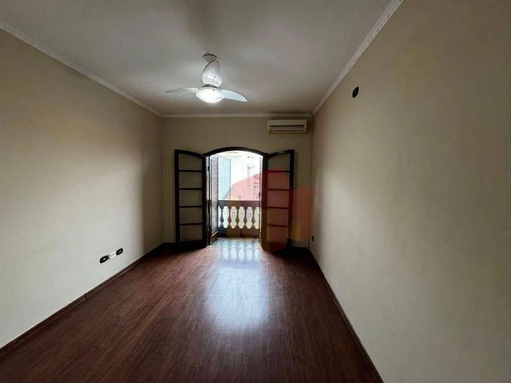 Casa, 4 quartos, 263 m² - Foto 13