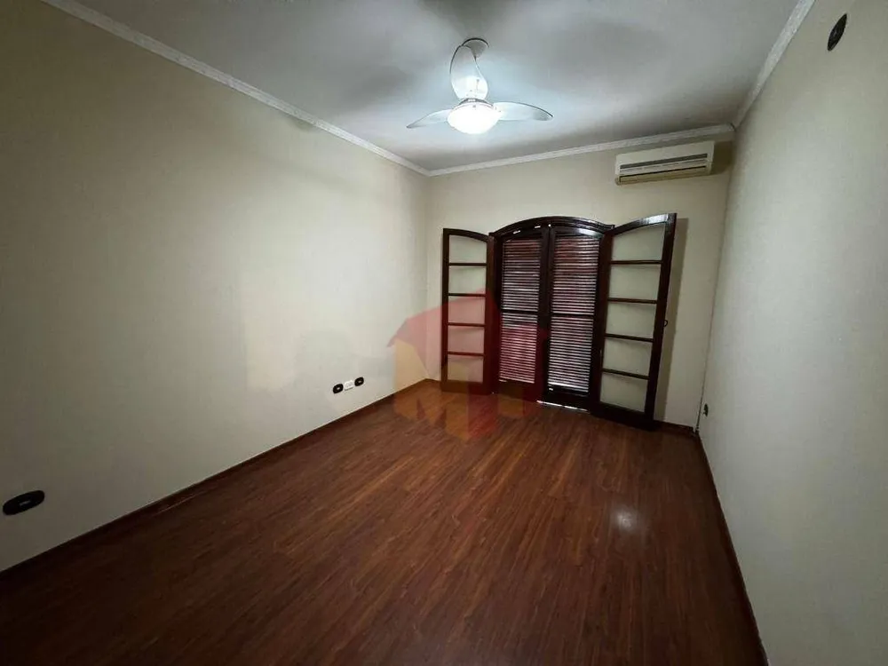 Casa, 4 quartos, 263 m² - Foto 12