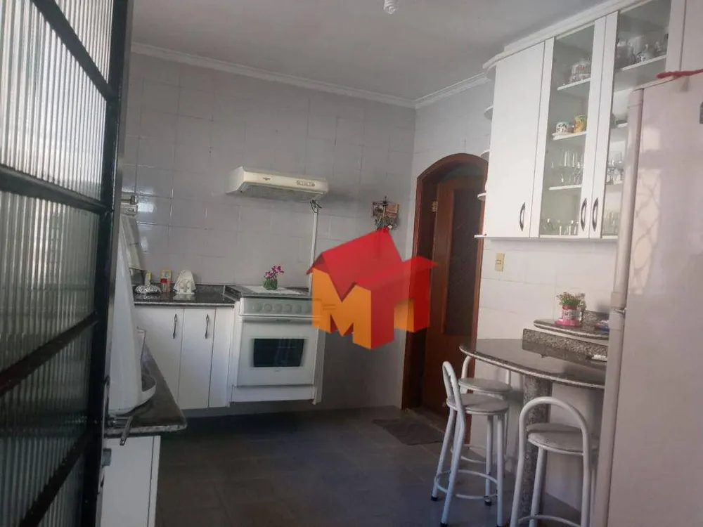 Casa, 4 quartos, 268 m² - Foto 6