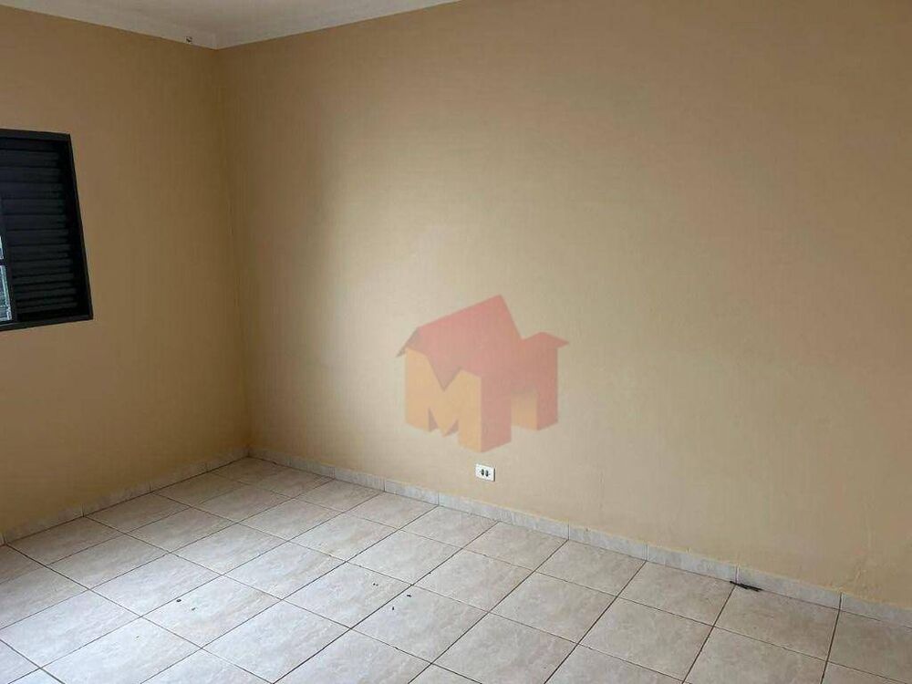 Casa à venda com 3 quartos, 101m² - Foto 13