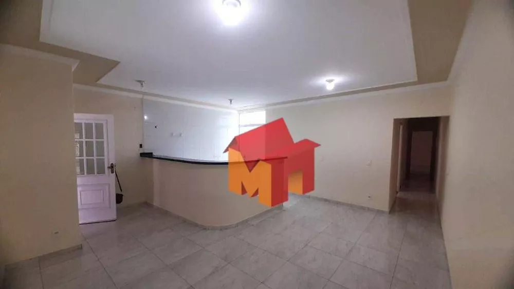 Casa à venda com 2 quartos, 122m² - Foto 2