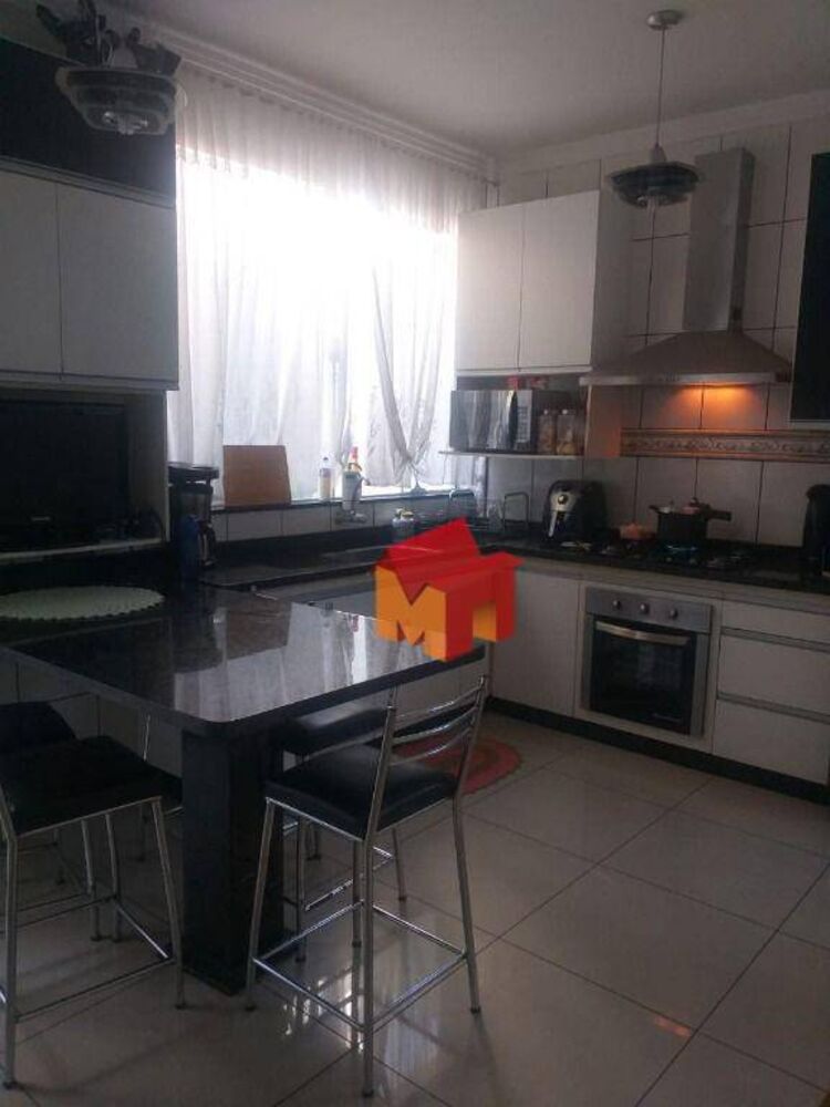 Casa, 5 quartos, 150 m² - Foto 9
