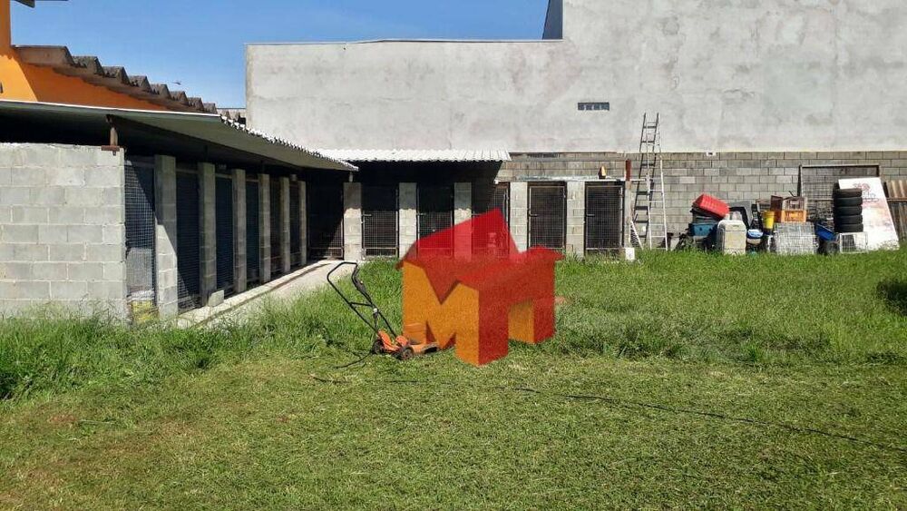 Chácara à venda com 2 quartos, 180m² - Foto 18