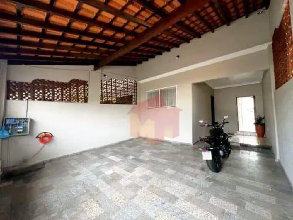 Casa, 3 quartos, 210 m² - Foto 1