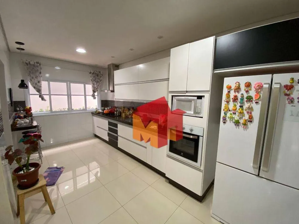 Casa, 4 quartos, 305 m² - Foto 8