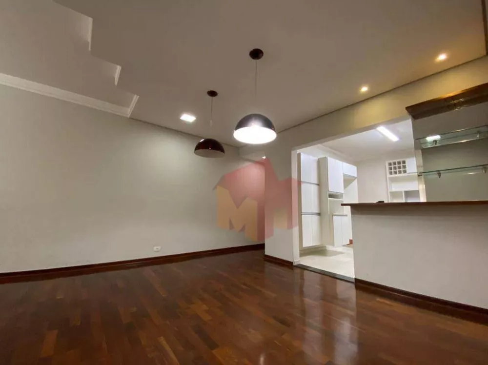 Apartamento à venda com 3 quartos, 110m² - Foto 1