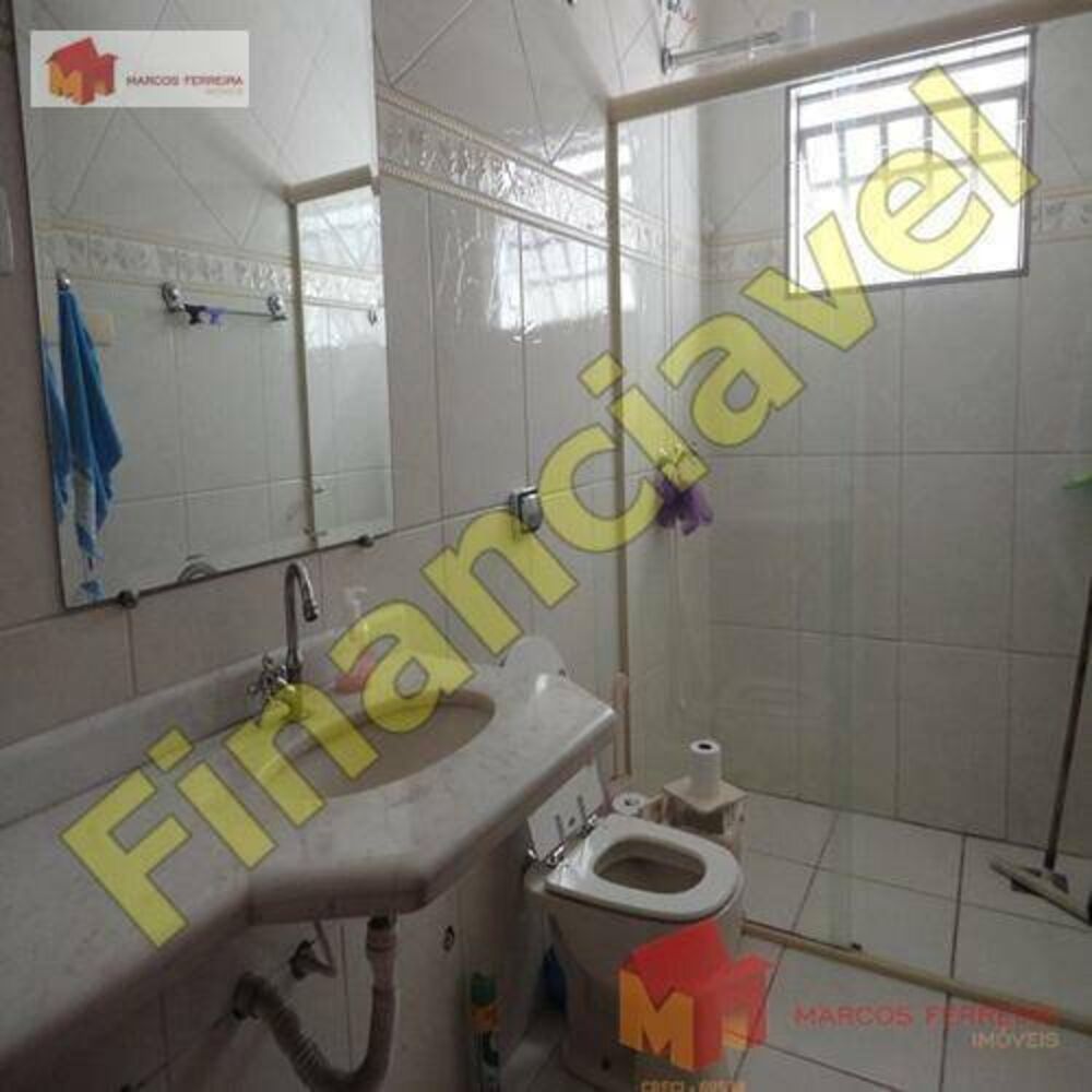 Casa, 3 quartos, 210 m² - Foto 1