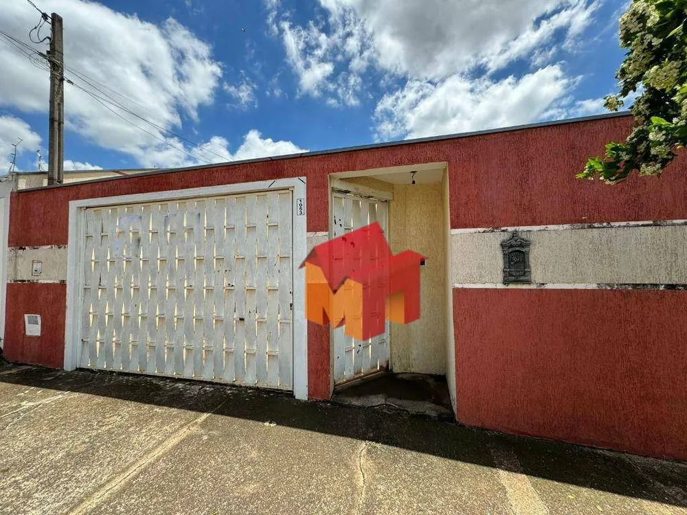 Casa, 4 quartos, 153 m² - Foto 1