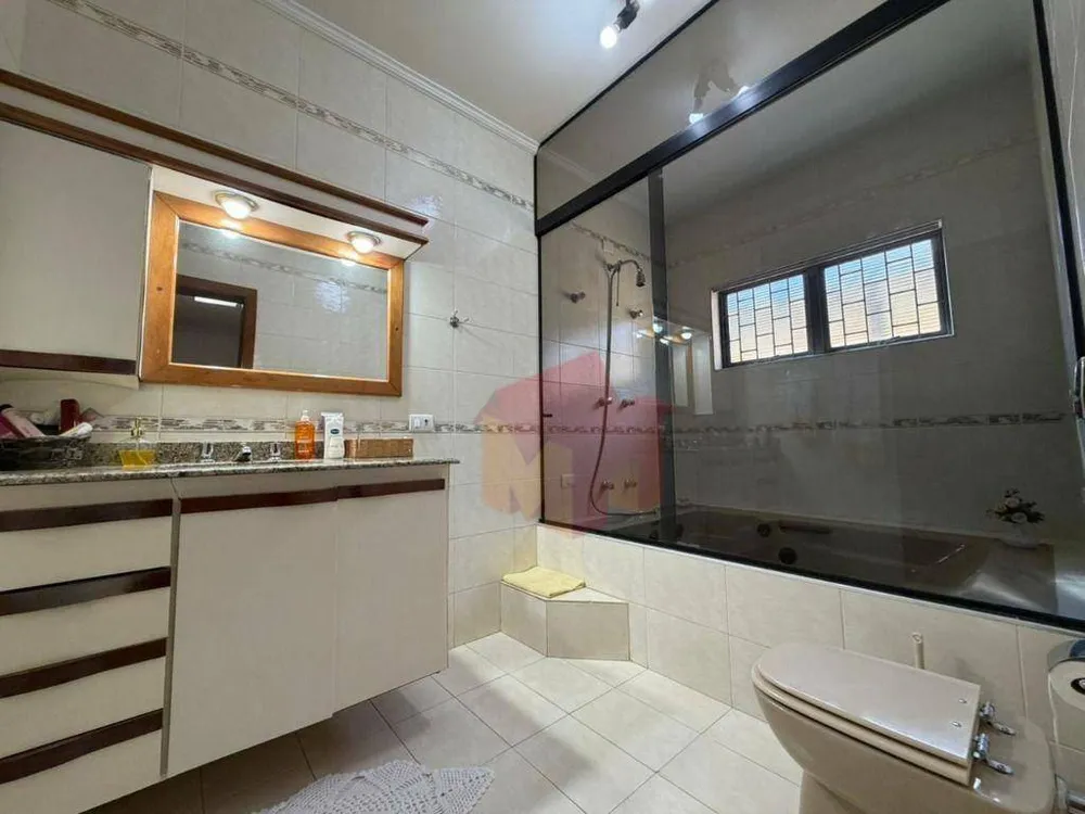 Casa, 3 quartos, 213 m² - Foto 13