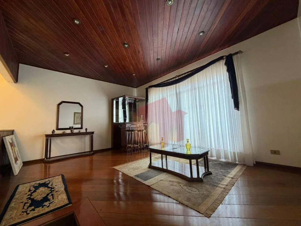Casa, 3 quartos, 213 m² - Foto 2