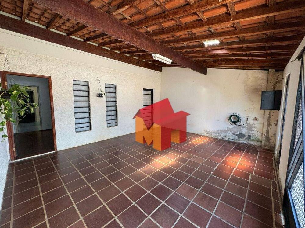 Casa à venda com 2 quartos, 75m² - Foto 2