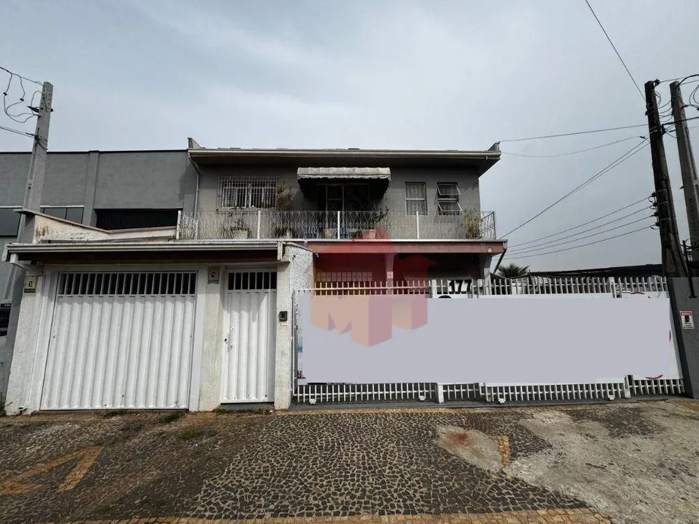 Casa, 3 quartos, 227 m² - Foto 1