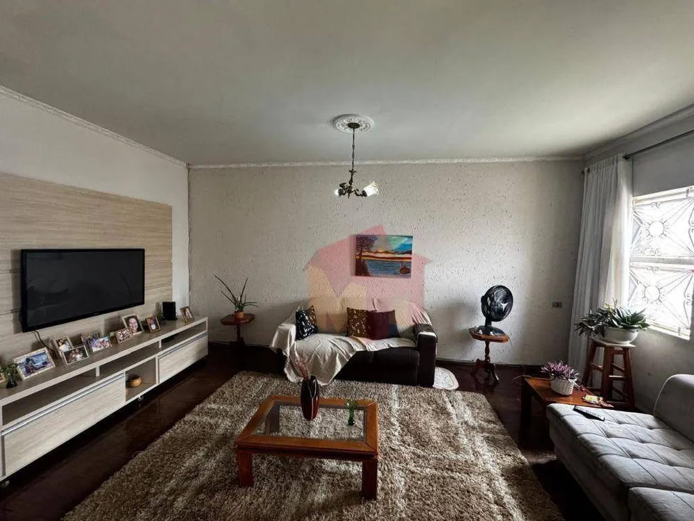 Casa, 3 quartos, 227 m² - Foto 2