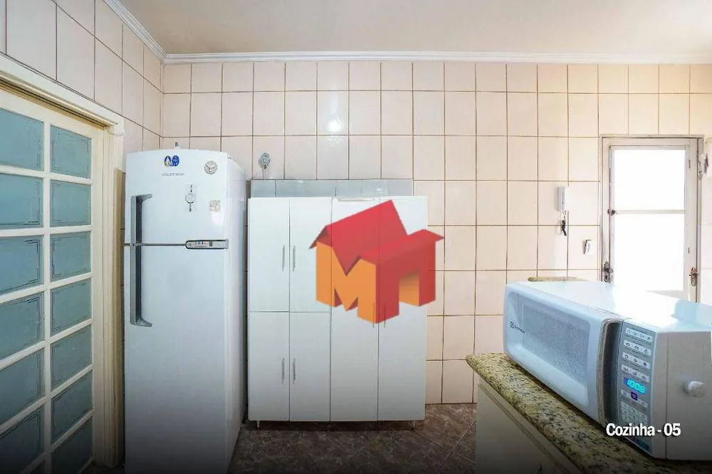 Casa, 3 quartos, 200 m² - Foto 10