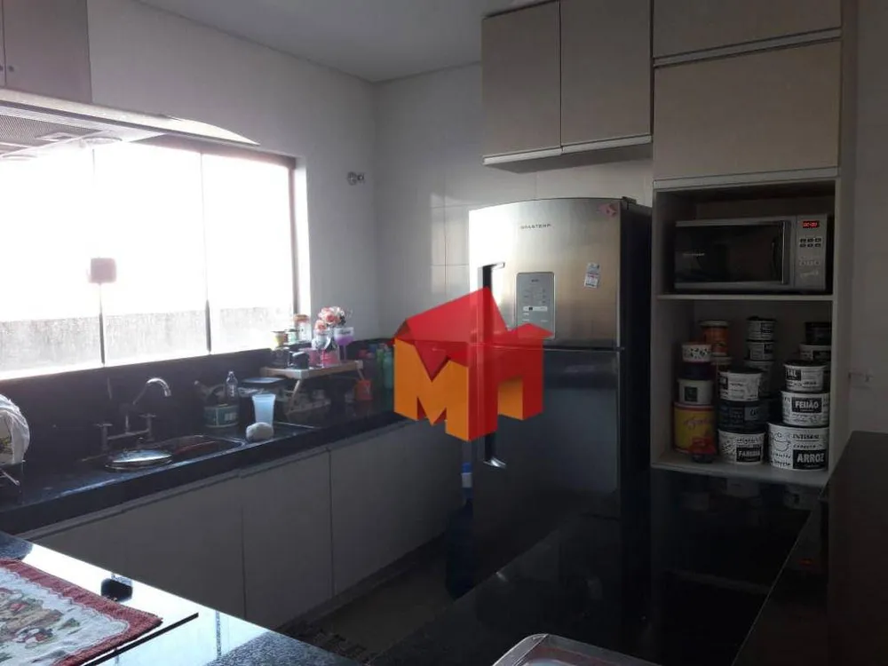 Sobrado, 4 quartos, 240 m² - Foto 6