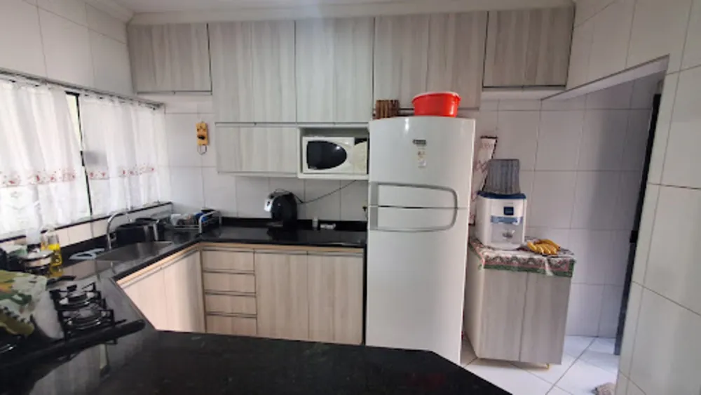 Sobrado, 3 quartos, 222 m² - Foto 1