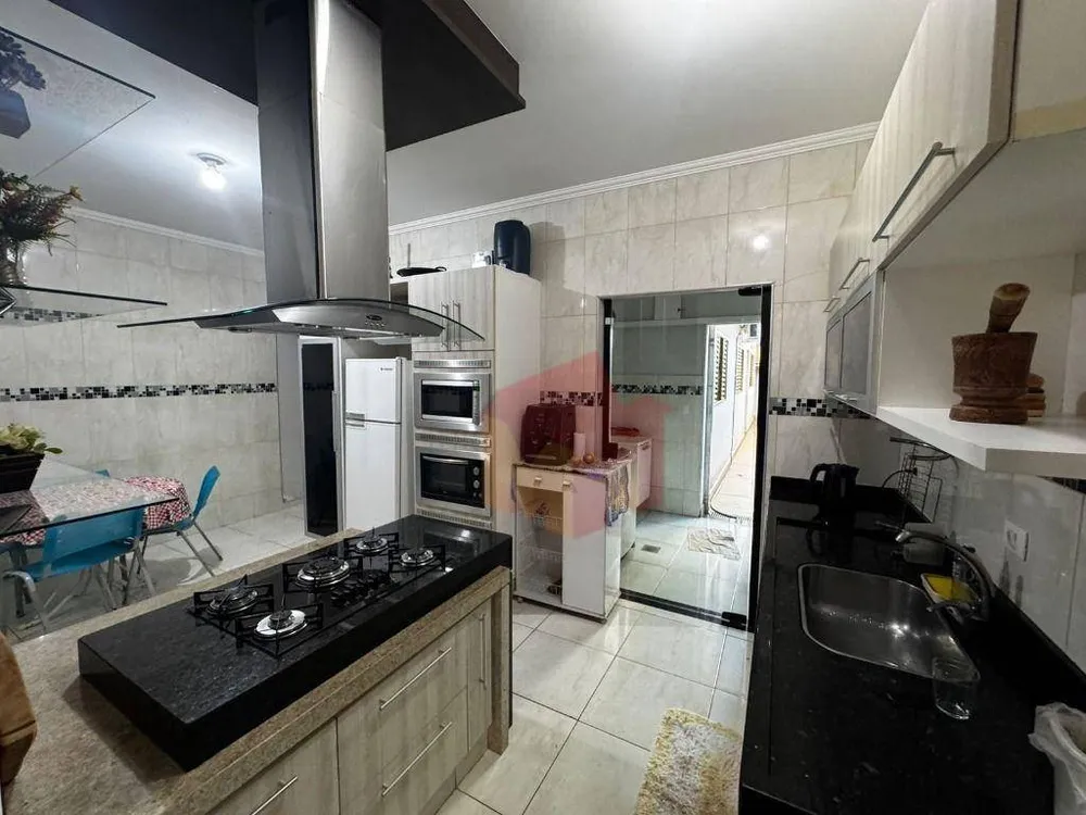 Casa, 3 quartos, 190 m² - Foto 4