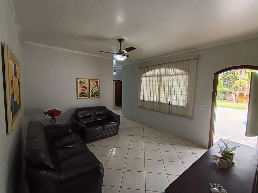 Chácara, 2 quartos, 1017 m² - Foto 10