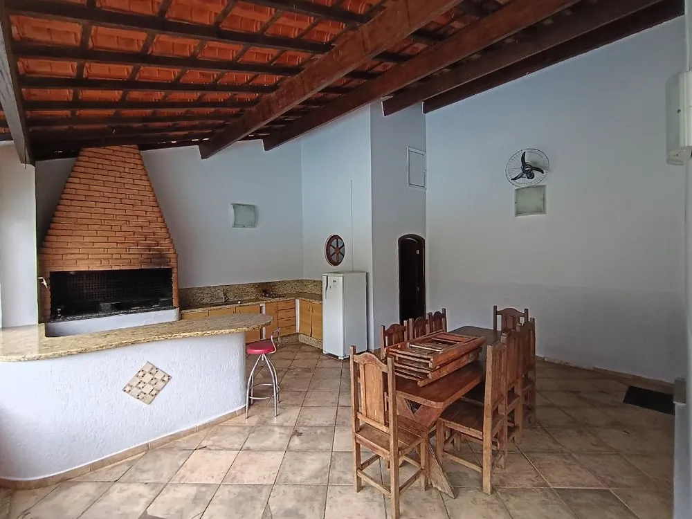 Chácara, 2 quartos, 1017 m² - Foto 4