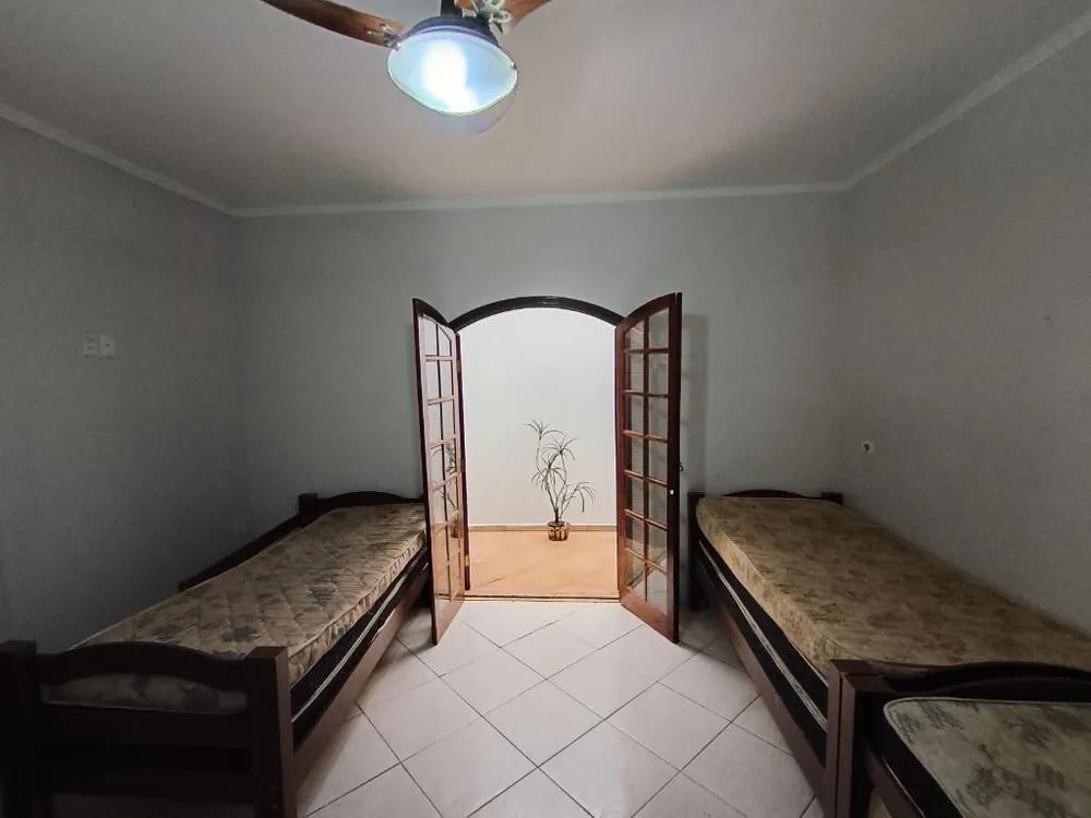 Chácara, 2 quartos, 1017 m² - Foto 14