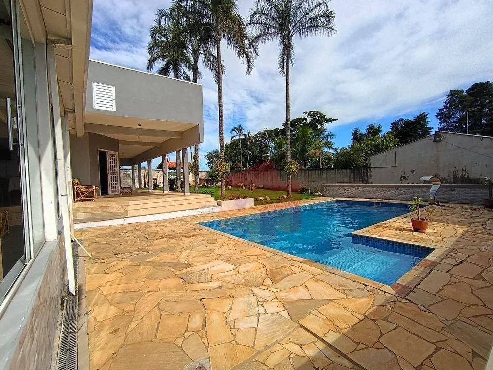 Chácara, 2 quartos, 1050 m² - Foto 2