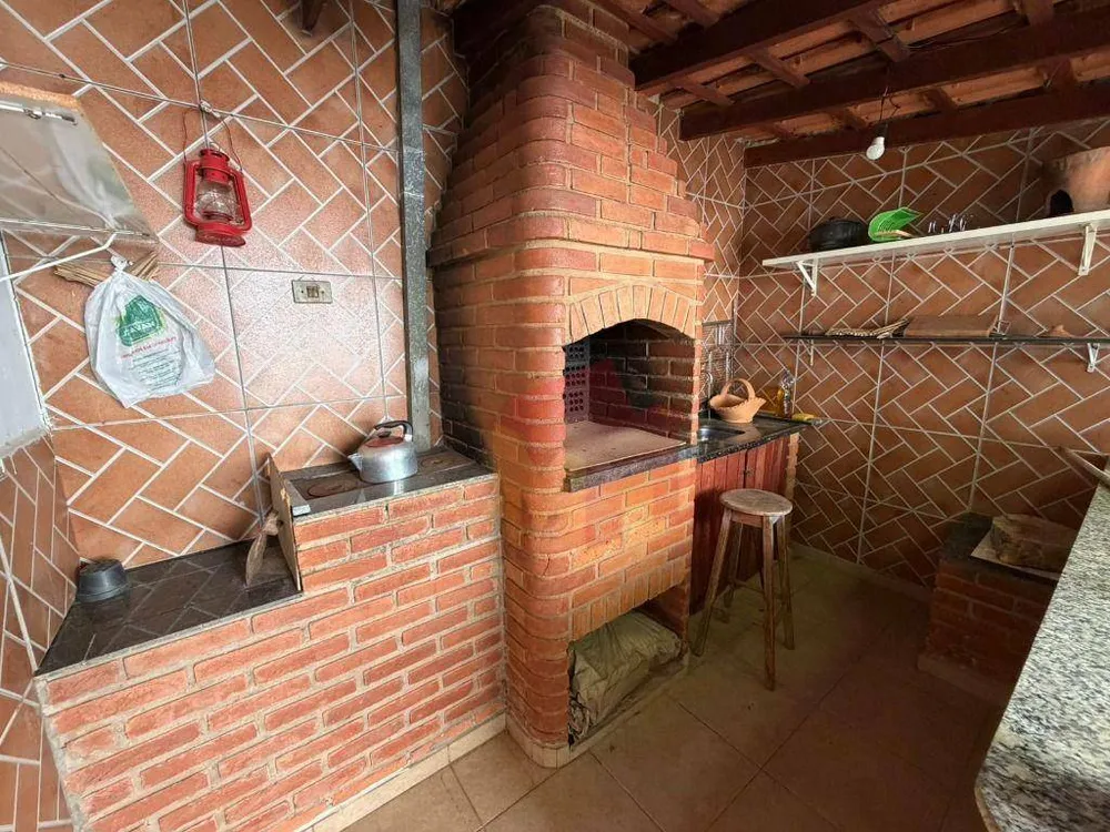 Casa, 3 quartos, 225 m² - Foto 1