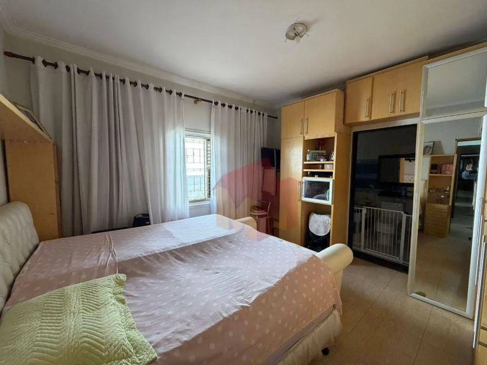 Casa, 3 quartos, 225 m² - Foto 13