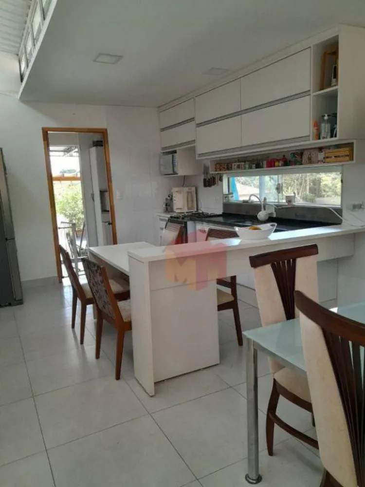 Chácara, 6 quartos, 1000 m² - Foto 10