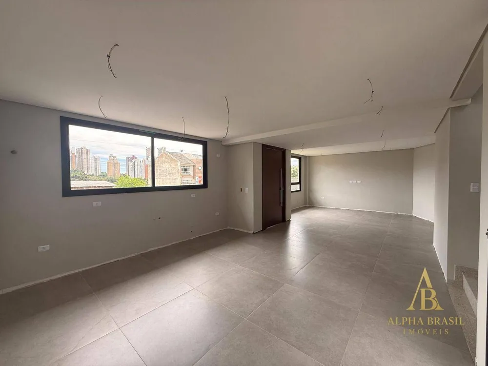 Sobrado, 3 quartos, 179 m² - Foto 1