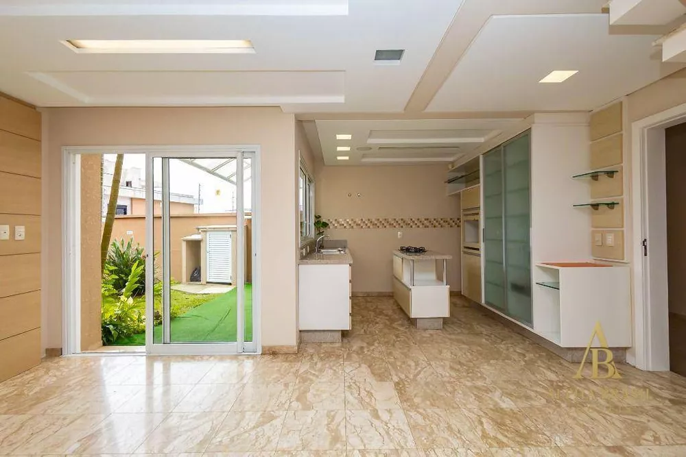 Casa, 3 quartos, 459 m² - Foto 1