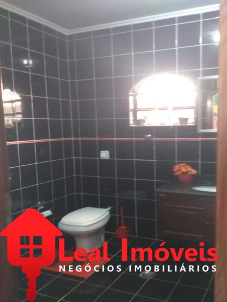 Casa à venda com 4 quartos - Foto 4
