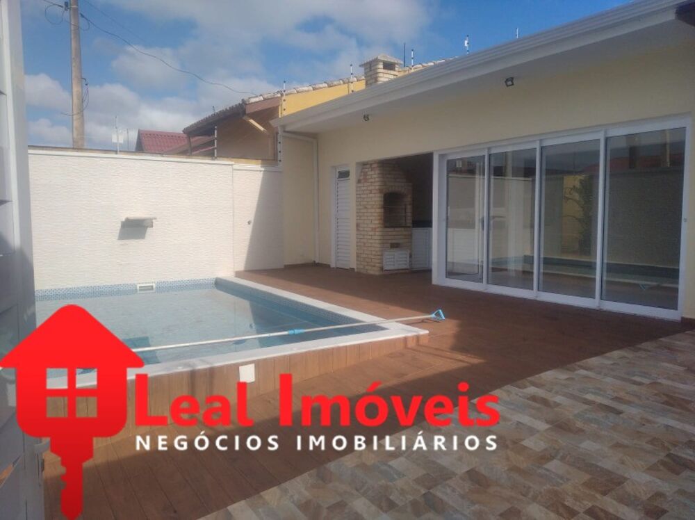 Casa à venda com 3 quartos - Foto 1